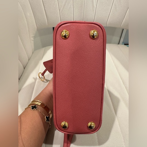 Prada Mini Promenade - Tamaris - Picture 9 of 15